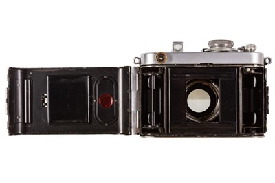 Lot 194 - An Ensign Multex Model O Rangefinder Camera with 53mm f/1.9 Ross Xpres Lens