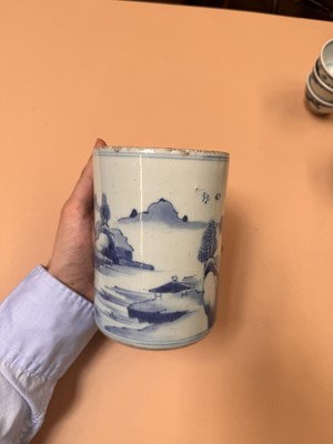 Lot 430 - A CHINESE BLUE AND WHITE 'LANDSCAPE' BRUSH POT, BITONG