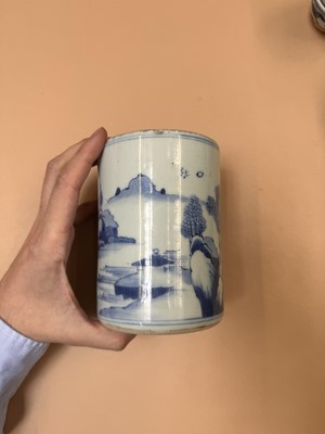 Lot 430 - A CHINESE BLUE AND WHITE 'LANDSCAPE' BRUSH POT, BITONG