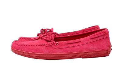 Lot 27 - Tod's Fuschia Pink Driving Moccasin Loafer - Size 38