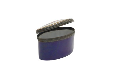 Lot 170 - A BILSTON ENAMEL NELSON PATCH BOX, LATE 18TH CENTURY/EARLY 19TH CENTURY