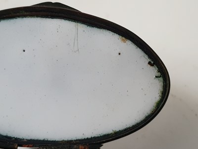 Lot 170 - A BILSTON ENAMEL NELSON PATCH BOX, LATE 18TH CENTURY/EARLY 19TH CENTURY