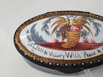Lot 170 - A BILSTON ENAMEL NELSON PATCH BOX, LATE 18TH CENTURY/EARLY 19TH CENTURY