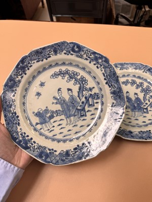 Lot 435 - TWO CHINESE EXPORT BLUE AND WHITE DISHES