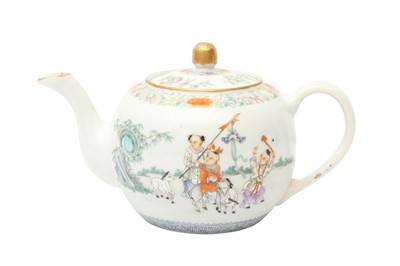 Lot 315 - A CHINESE FAMILLE-ROSE 'CHILDREN' TEAPOT AND COVER