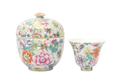 Lot 502 - A CHINESE FAMILLE-ROSE 'MILLEFLEURS' CUP AND A JAR AND COVER