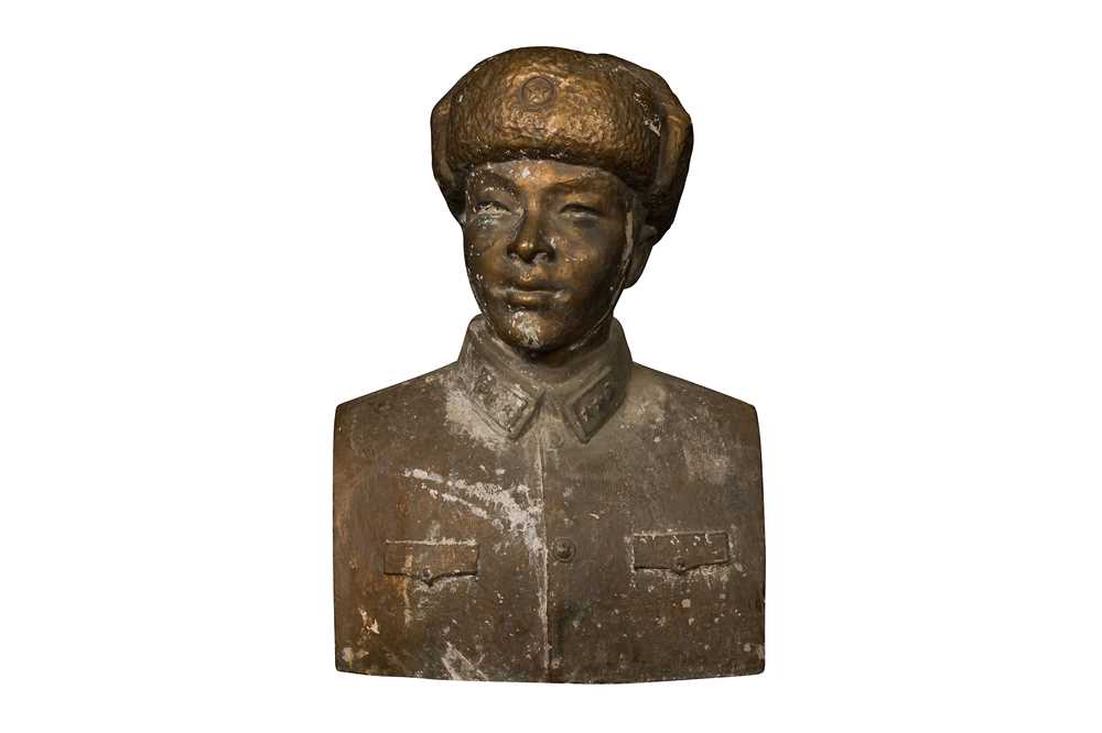 Lot 133 - Model Hero – Lei Feng