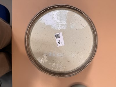 Lot 234 - A LARGE CHINESE BLUE AND WHITE 'HUNDRED ANTIQUES' JAR AND COVER