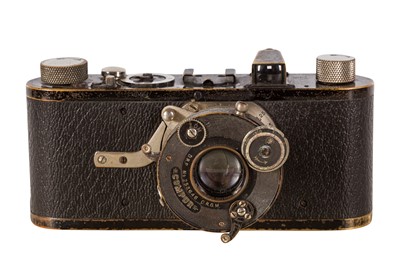 Lot 166 - A Leica I Mod B Dial Set Compur Camera