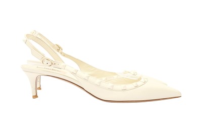 Lot 338 - Valentino White Rockstud Kitten Heeled Sling Back - Size 41