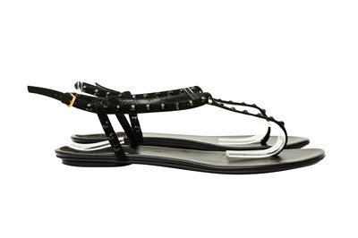 Lot 87 - Gucci Black Embellished Thong Flat Sandal - Size 40