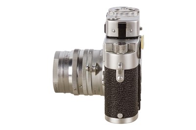 Lot 182 - A Leica M3 DS Rangefinder Camera