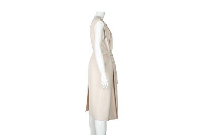 Lot 34 - Hermes Soft Pink Cashmere Long Straight Vest - Size 38