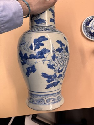 Lot 460 - A CHINESE BLUE AND WHITE BALUSTER VASE AND COVER