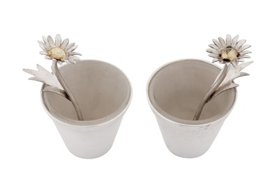 Lot 275 - A pair of Elizabeth II sterling silver novelty salts, London 1998 by Nicholas Plummer