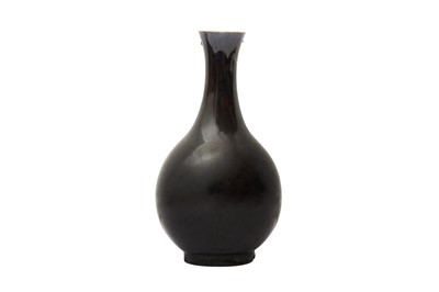 Lot 272 - A CHINESE MONOCHROME AUBERGINE-GLAZED VASE