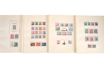 Lot 260 - CZECHOSLOVAKIA 1944-1955 STAMP COLLECTION