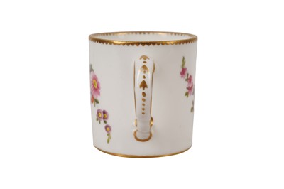 Lot 198 - A LATE 18TH CENTURY SÈVRES SOFT PASTE PORCELAIN COFFEE CAN