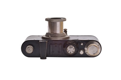 Lot 177 - A Leica Standard Model E Camera Outfit