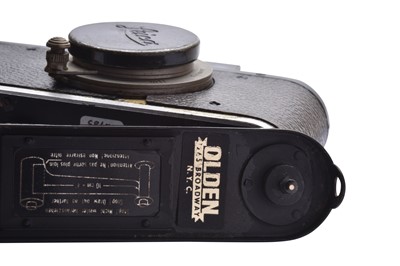 Lot 177 - A Leica Standard Model E Camera Outfit