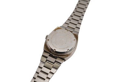 Lot 427 - FAVRE-LEUBA BRACELET WATCH