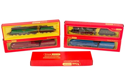 Lot 238 - FIVE BOXED HORNBY TRIANG OO GAUGE STEAM LOCOMOTIVES