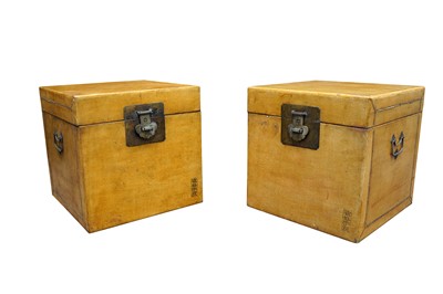 Lot 648 - A PAIR OF CHINESE LACQUERED BOXES