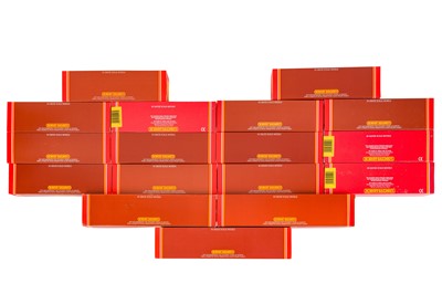 Lot 242 - A GROUP OF HORNBY OO GAUGE LOCOMOTIVES AND COACHES, ALL IN LMS LIVERY