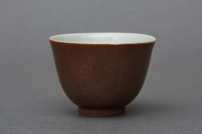 Lot 266 - A RARE CHINESE MONOCHROME BROWN-GLAZED WINE CUP