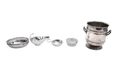 Lot 71 - A CHRISTOFLE SILVER PLATED ICE BUCKET, 20TH CENTURY