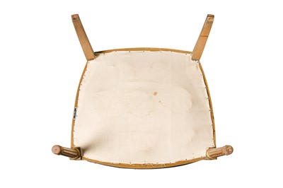 Lot 74 - SIMON LOSCERTALES BONA, SPAIN; A SET OF FOUR FOUR FRENCH STYLE OPEN ARMCHAIRS, MID 20TH CENTURY