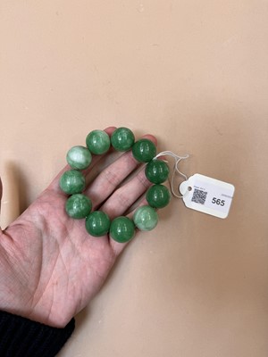 Lot 565 - A CHINESE JADE BRACELET