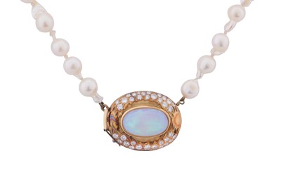 Lot 160 - AN OPAL, DIAMOND AND BAROQUE PEARL NECKLACE