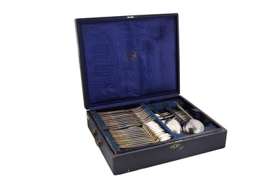 Lot 219 - A cased early 20th century Italian 800 standard silver table service of flatware / canteen, circa 1930 by Boggi