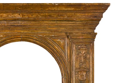 Lot 163 - AN ITALIAN VENETIAN 16TH CENTURY STYLE GILDED TABERNACLE FRAME