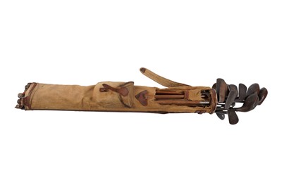 Lot 159 - VINTAGE GOLF CLUBS