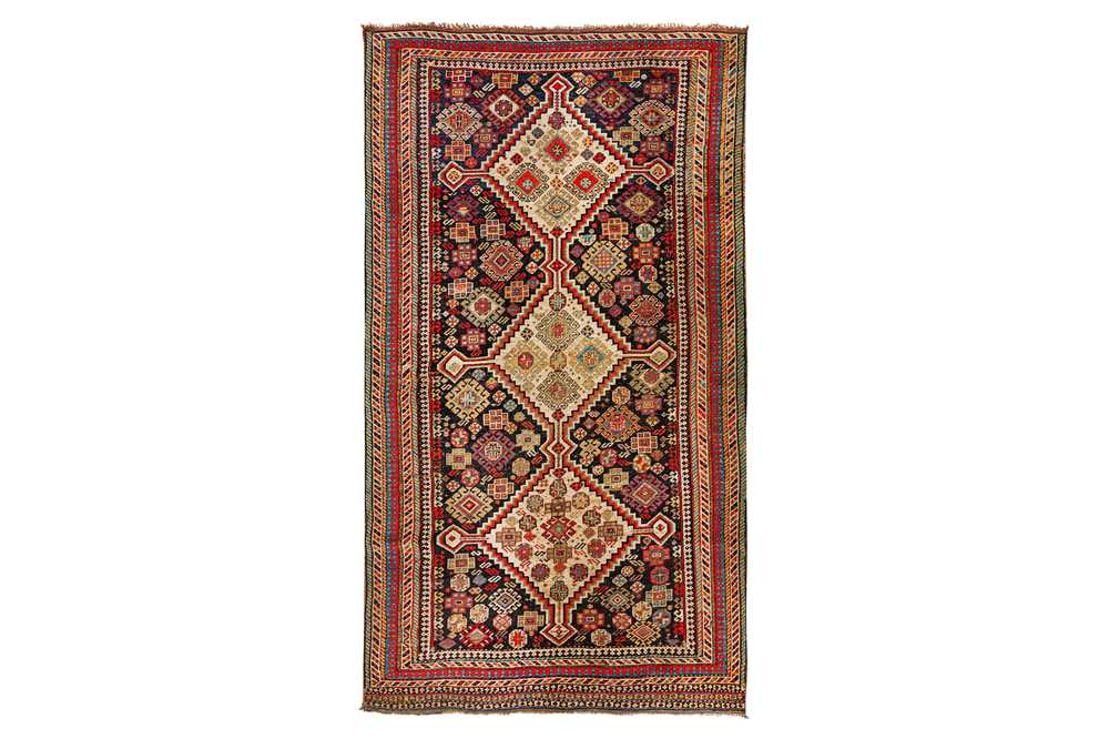 Lot 91 - AN ANTIQUE QASHQAI RUG, SOUTH-WEST PERSIA