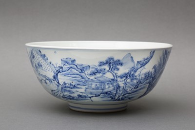 Lot 12 - A RARE CHINESE BLUE AND WHITE 'MASTER OF THE ROCKS' BOWL