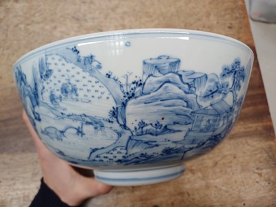 Lot 12 - A RARE CHINESE BLUE AND WHITE 'MASTER OF THE ROCKS' BOWL