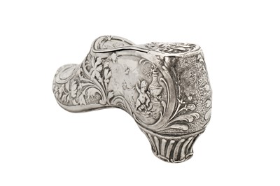 Lot 79 - A late 19th century German sterling silver shoe box, Hanau by Neresheimer, import marks for Chester 1898 by Berthold Muller