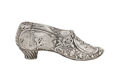 Lot 79 - A late 19th century German sterling silver shoe box, Hanau by Neresheimer, import marks for Chester 1898 by Berthold Muller