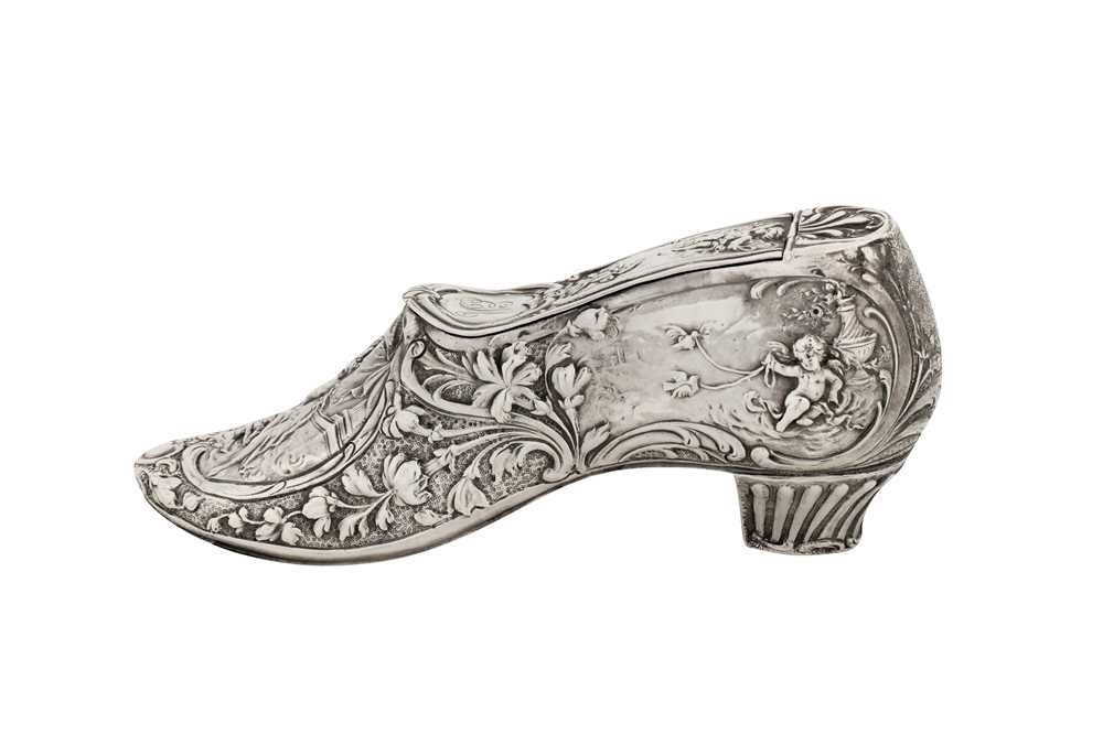 Lot 79 - A late 19th century German sterling silver shoe box, Hanau by Neresheimer, import marks for Chester 1898 by Berthold Muller