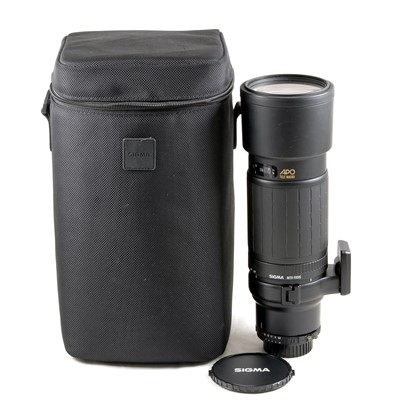 Lot 226 - Nikon AF Fit Sigma 400mm f5.6 D Macro Focusing Telephoto Lens.