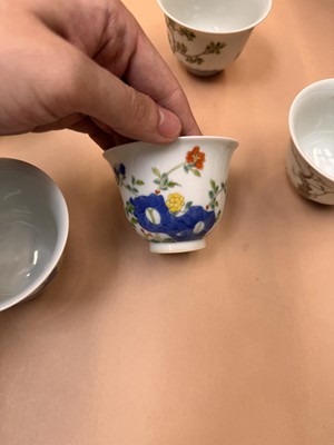 Lot 515 - A SET OF CHINESE FAMILLE ROSE 'MONTH' CUPS