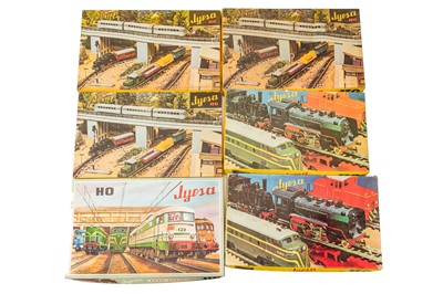 Lot 120 - A GROUP OF SIX HO GAUGE SPANISH JYESA TRAIN SETS