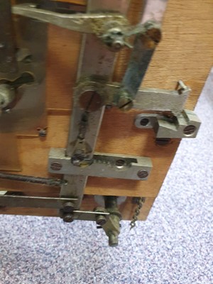 Lot 156 - A JET PLAY PENNY SLOT MACHINE