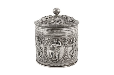 Lot 152 - A late 19th / early 20th century Burmese unmarked silver betel box, Upper Burma circa 1900