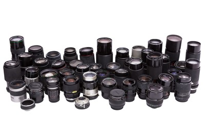 Lot 52 - A Box of Miscellaneous MF and AF Lenses