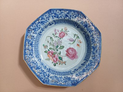 Lot 455 - A GROUP OF CHINESE EXPORT FAMILLE-ROSE WARES