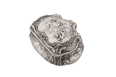 Lot 5 - A William IV sterling silver snuff box, London 1835 by Charles Rawlings and William Summers
